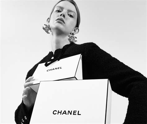 chanel.com